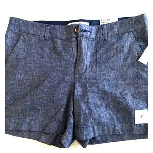 NWT Old Navy Women’s Chambray Everyday Short